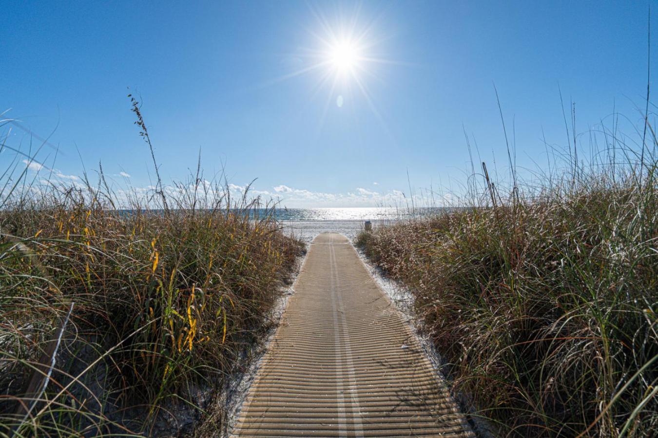 Seas The Day - Top Of The Gulf 320 - Beach Front Resort - Free Beach Chair Service Panama City Beach Eksteriør billede